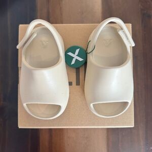 Adidas Yeezy Slide Infant Bone FW6349 6K